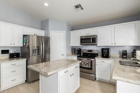 821 E Ross Ave, Phoenix, AZ 85024 photo 3