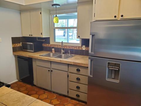 1015 E Cavalier Dr, Phoenix, AZ 85014 photo 13