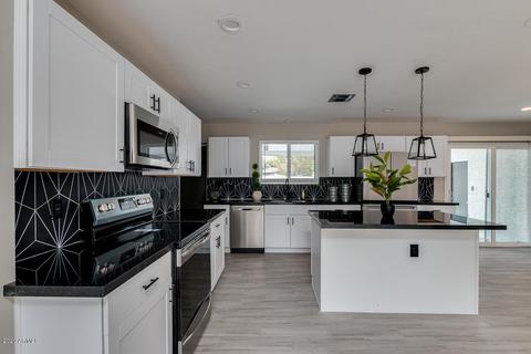 3816 E Mercer Ln, Phoenix, AZ 85028 photo 5
