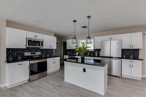 3816 E Mercer Ln, Phoenix, AZ 85028 photo 6