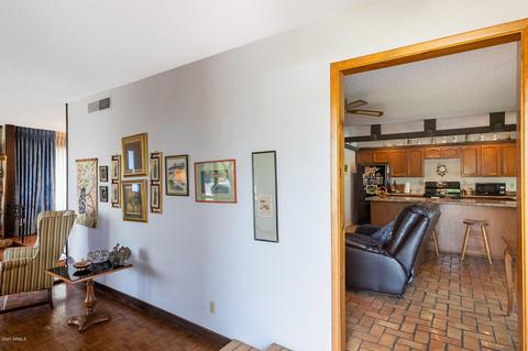 8255 N 1st Dr, Phoenix, AZ 85021 photo 5