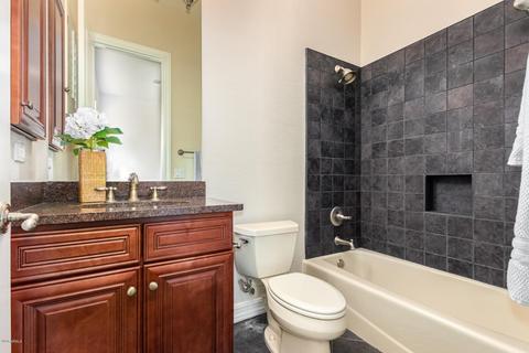 3968 Expedition Way, Phoenix, AZ 85050 photo 43