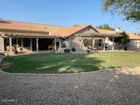 619 E Stonebridge Dr, Gilbert, AZ 85234 photo 2