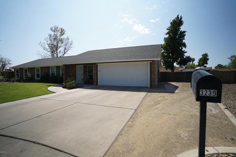 3239 Emerald Cir, Mesa, AZ 85204 photo 3