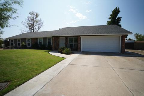 3239 Emerald Cir, Mesa, AZ 85204 photo 1