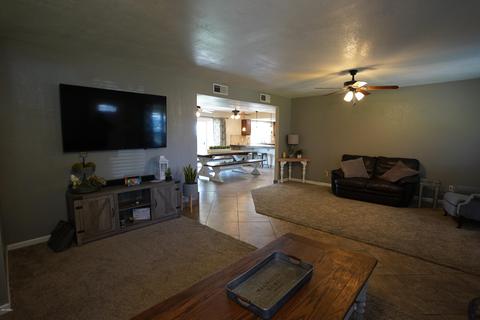3239 Emerald Cir, Mesa, AZ 85204 photo 6