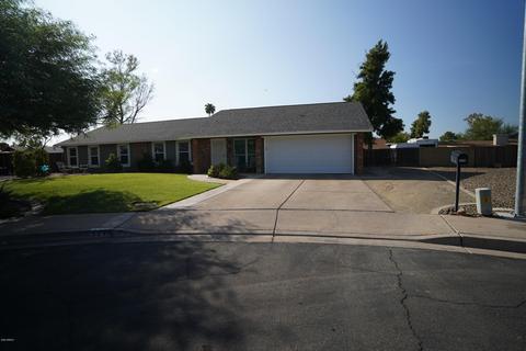 3239 Emerald Cir, Mesa, AZ 85204 photo 2