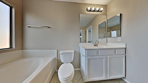 6237 S 15th Dr, Phoenix, AZ 85041 photo 8