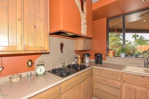 2731 E Laurel Ln, Phoenix, AZ 85028 photo 17