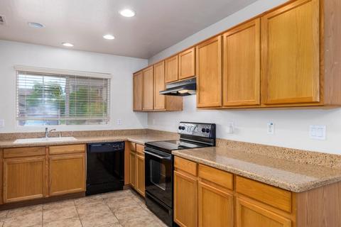 6530 W Red Fox Rd, Phoenix, AZ 85083 photo 3
