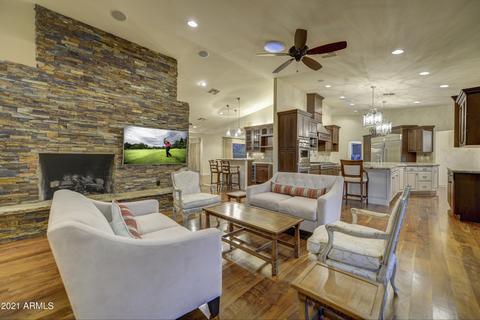 4717 E Rockridge Rd, Phoenix, AZ 85018 photo 9