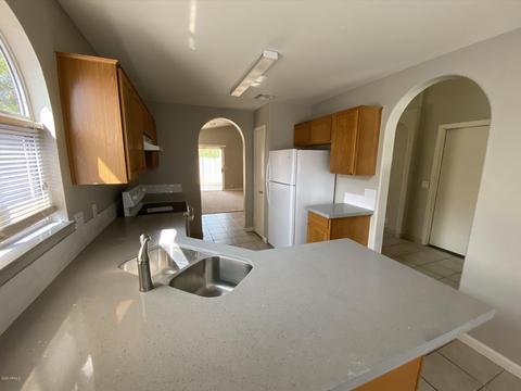 2524 E Camellia Dr, Gilbert, AZ 85296 photo 4