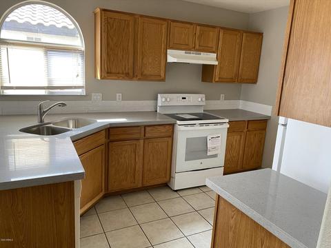 2524 E Camellia Dr, Gilbert, AZ 85296 photo 3