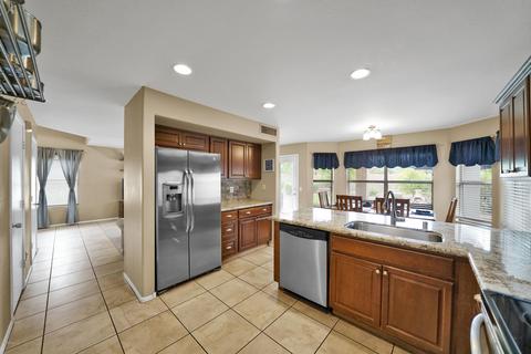 4717 E Lone Cactus Dr, Phoenix, AZ 85050 photo 5