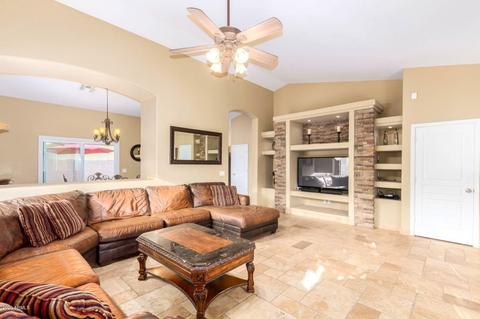 634 E Iris Ct, Gilbert, AZ 85296 photo 6