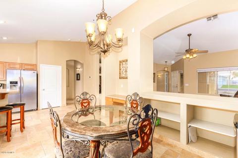 634 E Iris Ct, Gilbert, AZ 85296 photo 10