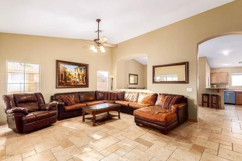 634 E Iris Ct, Gilbert, AZ 85296 photo 4