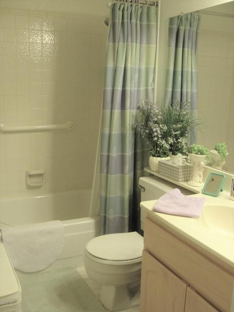 716 Eugie Ave, Phoenix, AZ 85022 photo 13