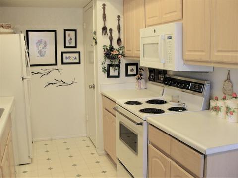 716 Eugie Ave, Phoenix, AZ 85022 photo 8