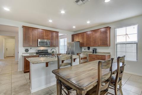 3135 E Ridgewood Ln, Gilbert, AZ 85298 photo 5