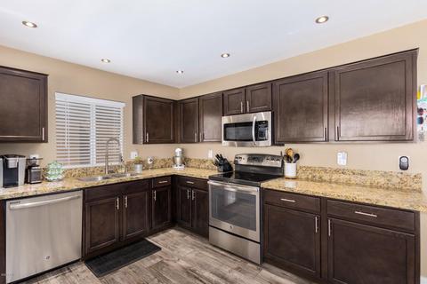 3055 E Hononegh Dr, Phoenix, AZ 85050 photo 13