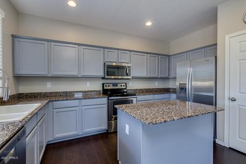 3084 S Lois Ln, Gilbert, AZ 85295 photo 13
