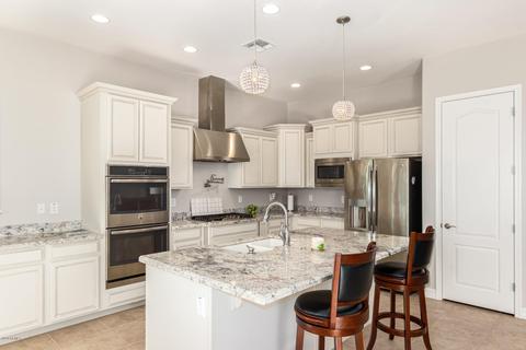 3835 E Carob Dr, Gilbert, AZ 85298 photo 10