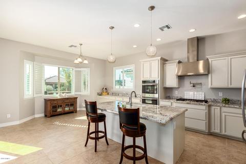 3835 E Carob Dr, Gilbert, AZ 85298 photo 9