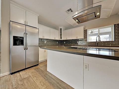4728 E Oak St, Phoenix, AZ 85008 photo 2