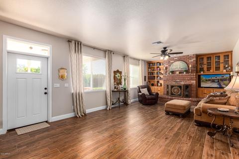 3917 E Brooks Farm Rd, Gilbert, AZ 85298 photo 9