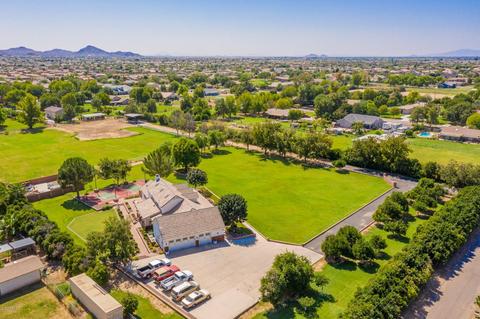 3917 E Brooks Farm Rd, Gilbert, AZ 85298 photo 66