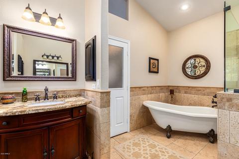 3917 E Brooks Farm Rd, Gilbert, AZ 85298 photo 43