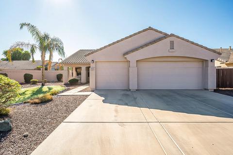 2121 S Southwind Dr, Gilbert, AZ 85295 photo 2