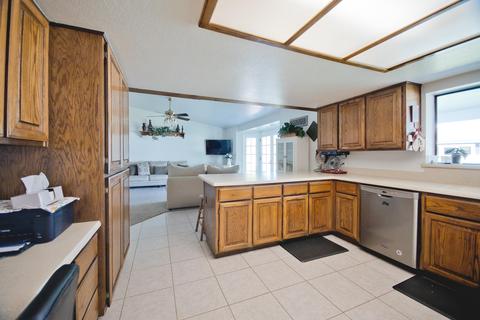 4008 E Glade Cir, Mesa, AZ 85206 photo 12