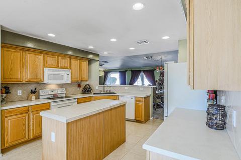 2524 E Oakland St, Gilbert, AZ 85295 photo 4