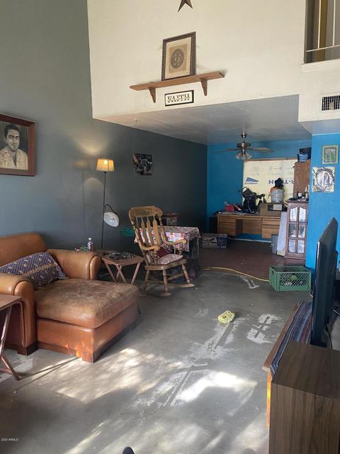 4102 E Vineyard Rd, Phoenix, AZ 85042 photo 2