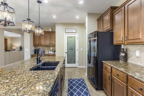 2750 E Carob Dr, Gilbert, AZ 85298 photo 11