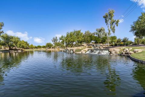 2750 E Carob Dr, Gilbert, AZ 85298 photo 38