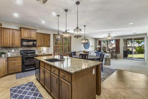 2750 E Carob Dr, Gilbert, AZ 85298 photo 7