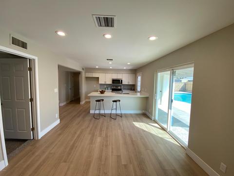 121 E Garnet Ave, Mesa, AZ 85210 photo 7