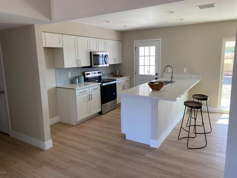 121 E Garnet Ave, Mesa, AZ 85210 photo 4