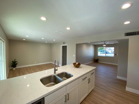 121 E Garnet Ave, Mesa, AZ 85210 photo 5