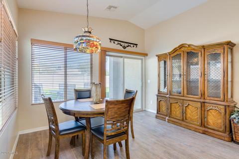 221 S Main Dr, Apache Junction, AZ 85120 photo 9