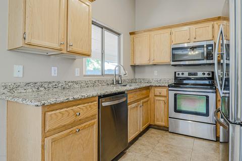 2014 E Aire Libre Ave, Phoenix, AZ 85022 photo 6