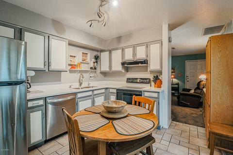 1404 E Palmdale Dr, Tempe, AZ 85282 photo 7