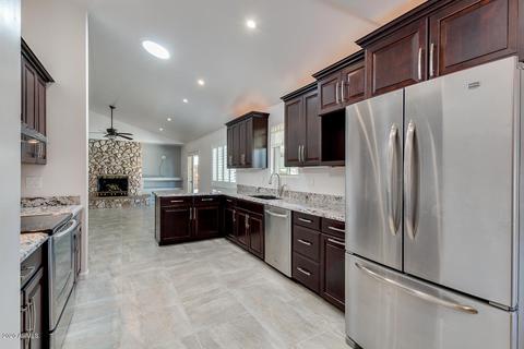 3410 E Lazy Ln, Phoenix, AZ 85028 photo 17