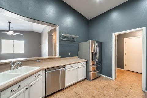 3404 S 73rd Dr, Phoenix, AZ 85043 photo 13