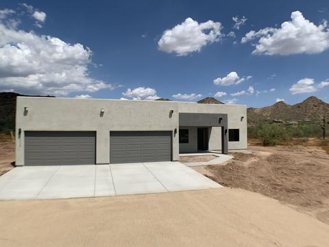 35 E Old Paint Trl, Phoenix, AZ 85086 photo 2