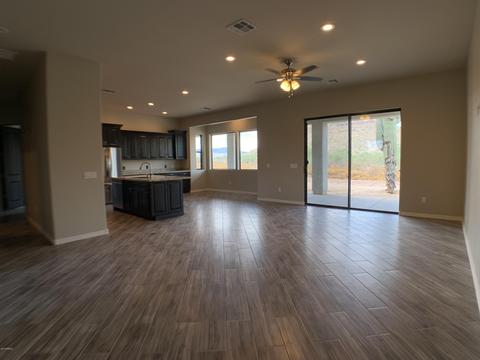 35 E Old Paint Trl, Phoenix, AZ 85086 photo 4