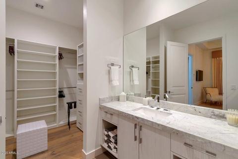 2 E Biltmore Est #101, Phoenix, AZ 85016 photo 22